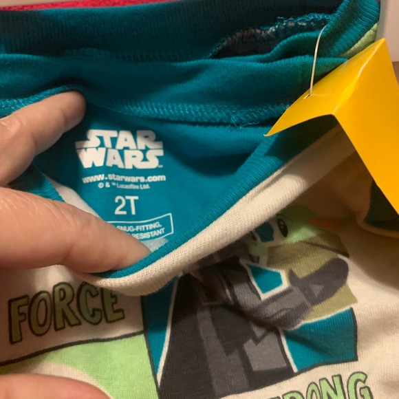 Star Wars Other - NWT Star Wars pajamas (Size 2)